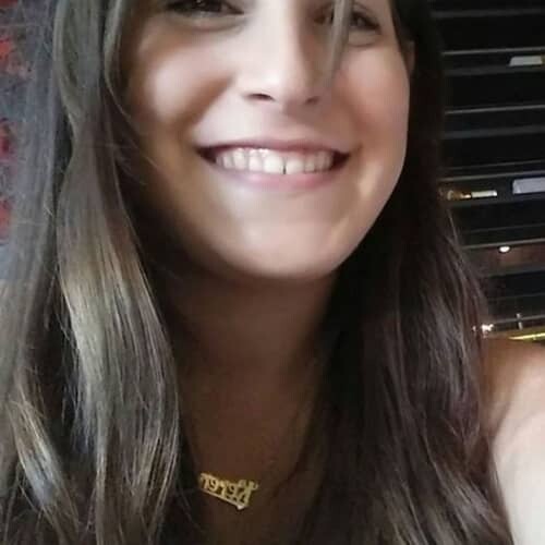 Chaude et je cherche la bite 